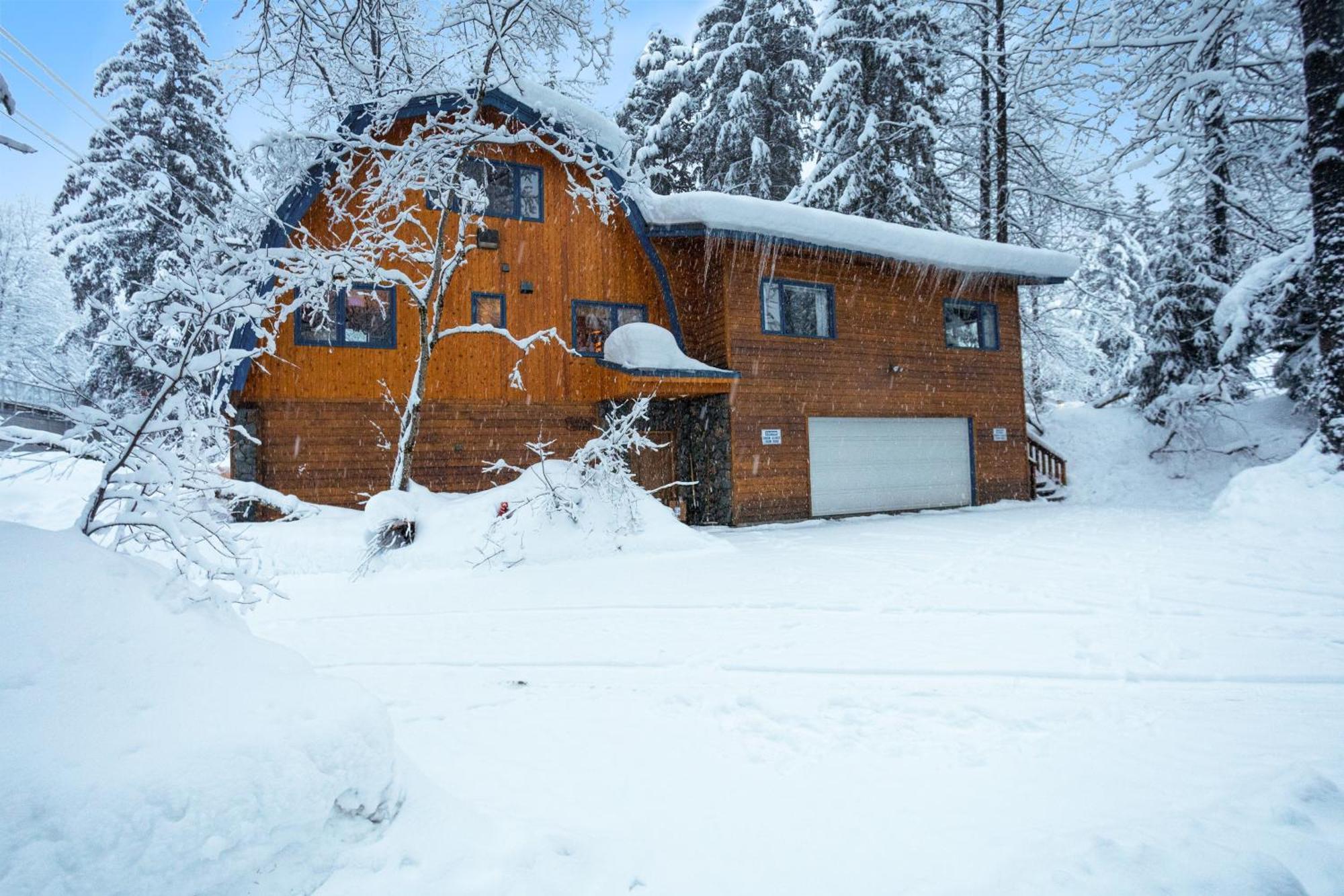 Ferienwohnung Darwin'S Girdwood Exterior foto